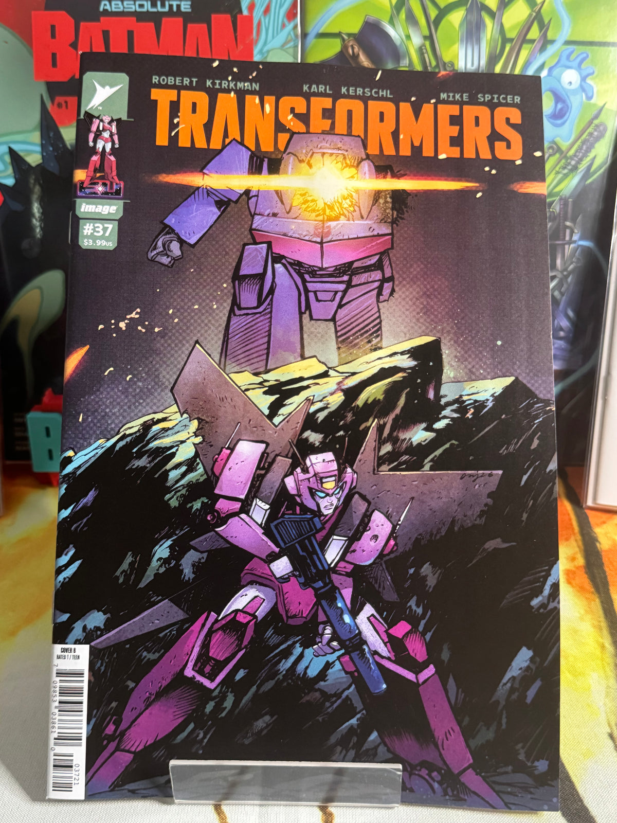 TRANSFORMERS #37 CVR B DANIEL WARREN JOHNSON & MIKE SPICER VARIANT